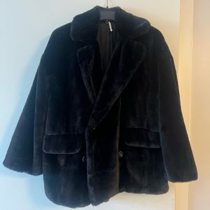 Free People Black Faux Fur Coat - Size Small